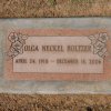 Neckel Olga 1910-2006 Grabstein